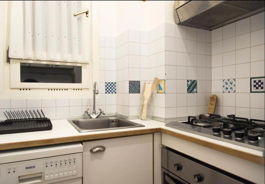 شقة Joivy Classic Flat Near Basilica Di Sant'Ambrogio ميلان المظهر الخارجي الصورة